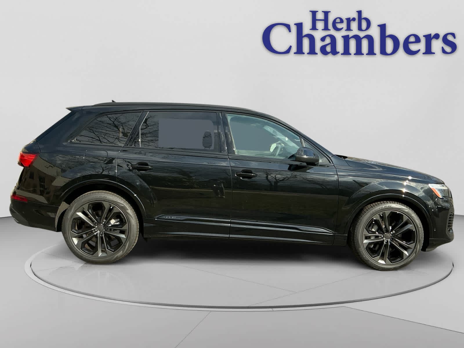 new 2026 Audi Q7 car, priced at $78,445