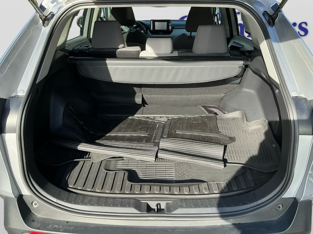 Used 2021 Toyota RAV4 Hybrid XLE SUV