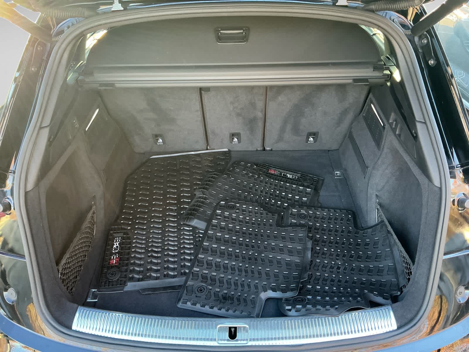 2018 Audi SQ5 Prestige photo 3