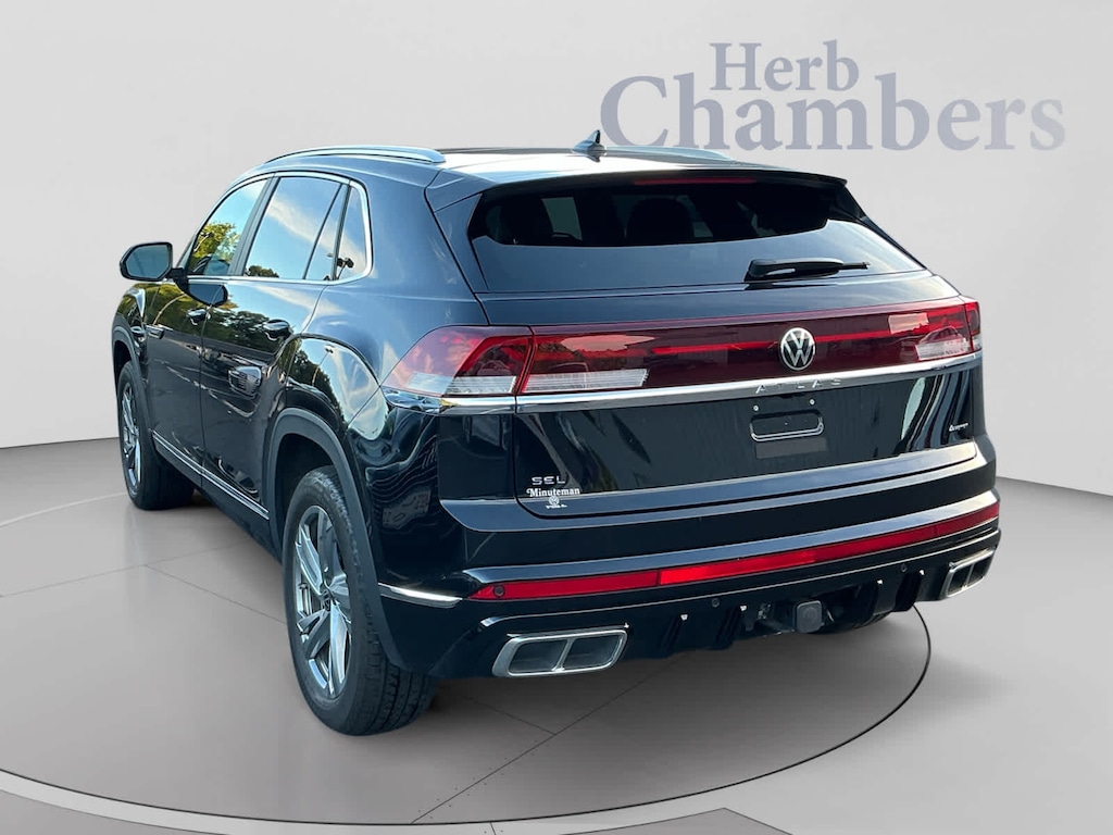 Used 2024 Volkswagen Atlas Cross Sport 2.0T SEL R-Line SUV