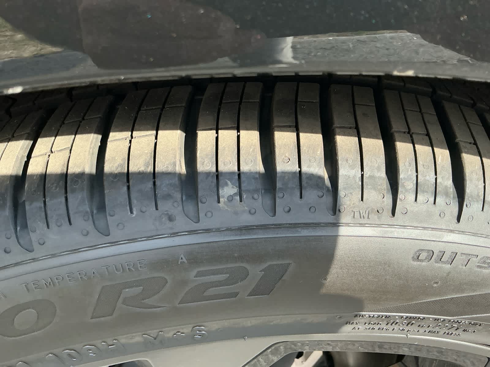 new 2026 Audi Q7 car, priced at $78,445