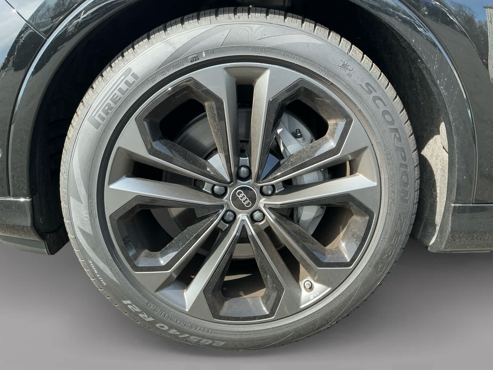 new 2026 Audi Q7 car, priced at $78,495