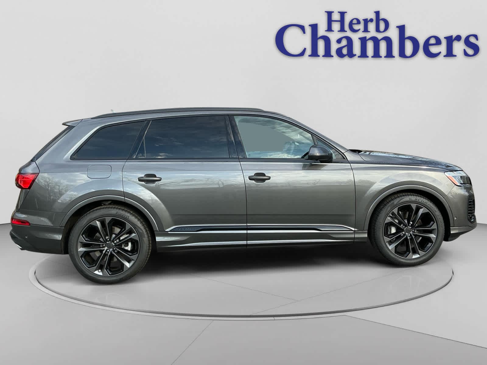 new 2026 Audi Q7 car, priced at $78,560