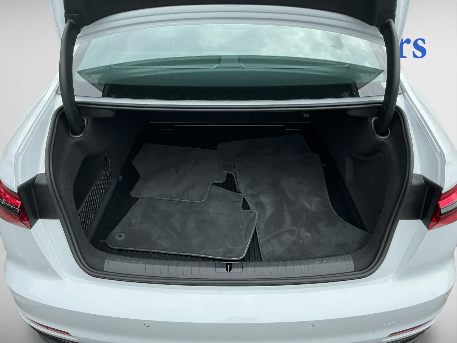 2024 Audi A6 Quattro Premium photo 4