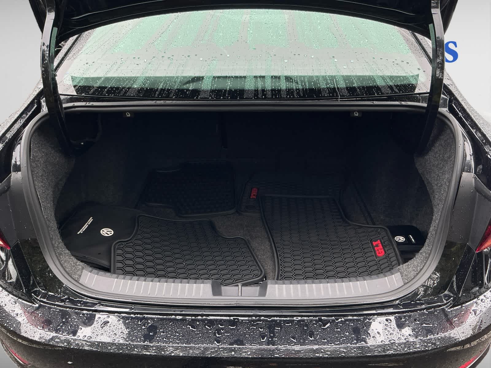 2019 Volkswagen Jetta GLI Autobahn photo 2