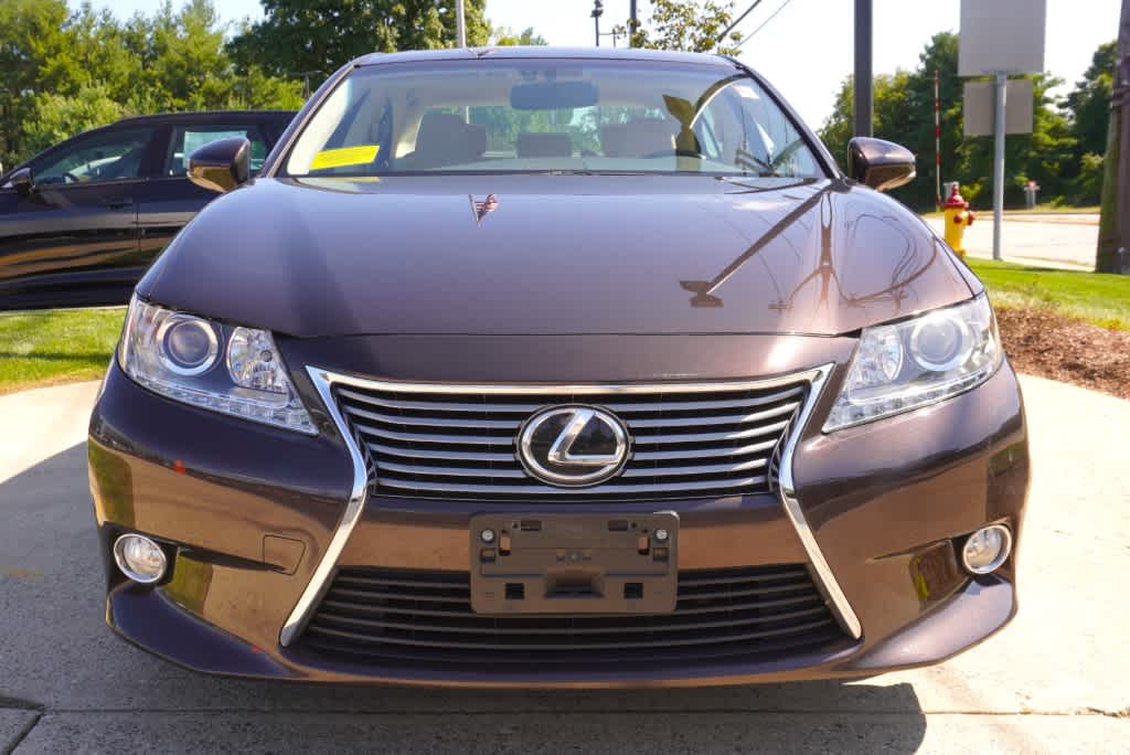 Used 2013 Lexus ES 350 with VIN JTHBK1GG2D2039550 for sale in Brookline, MA