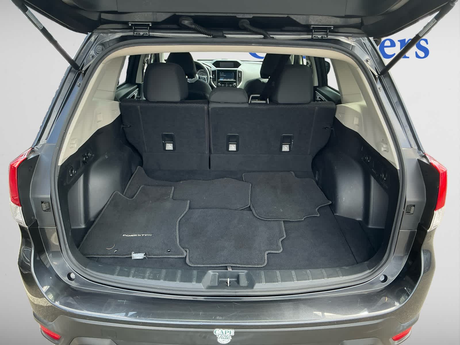 2019 Subaru Forester Premium photo 4