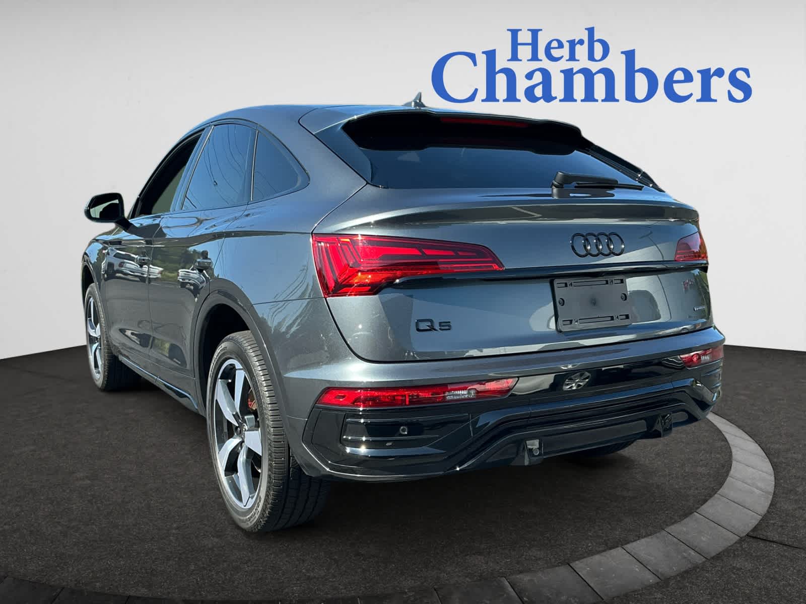 2024 Audi Q5 Sportback S line Premium Plus photo 3
