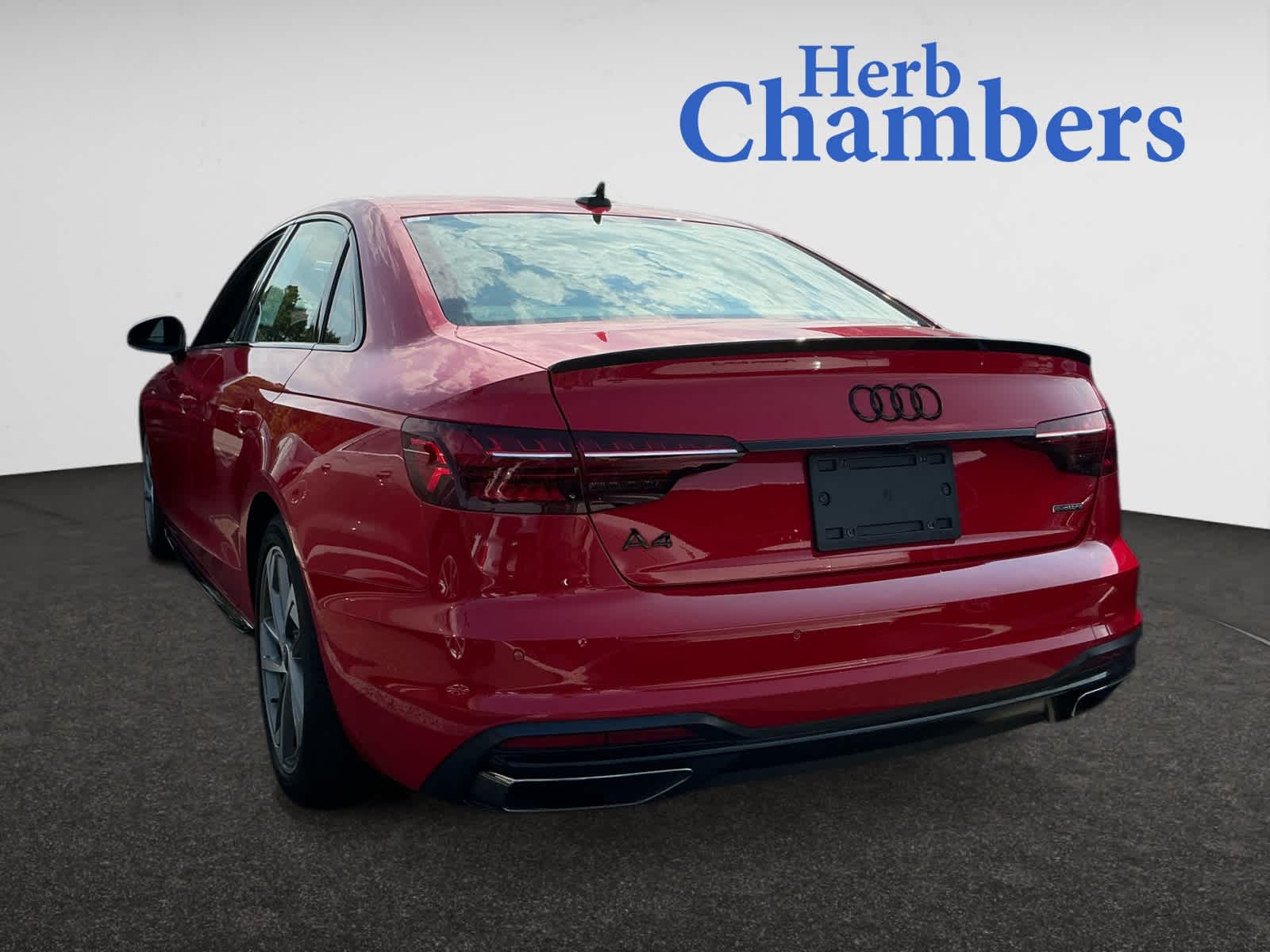 2023 Audi A4 S line Quattro Premium Plus photo 3