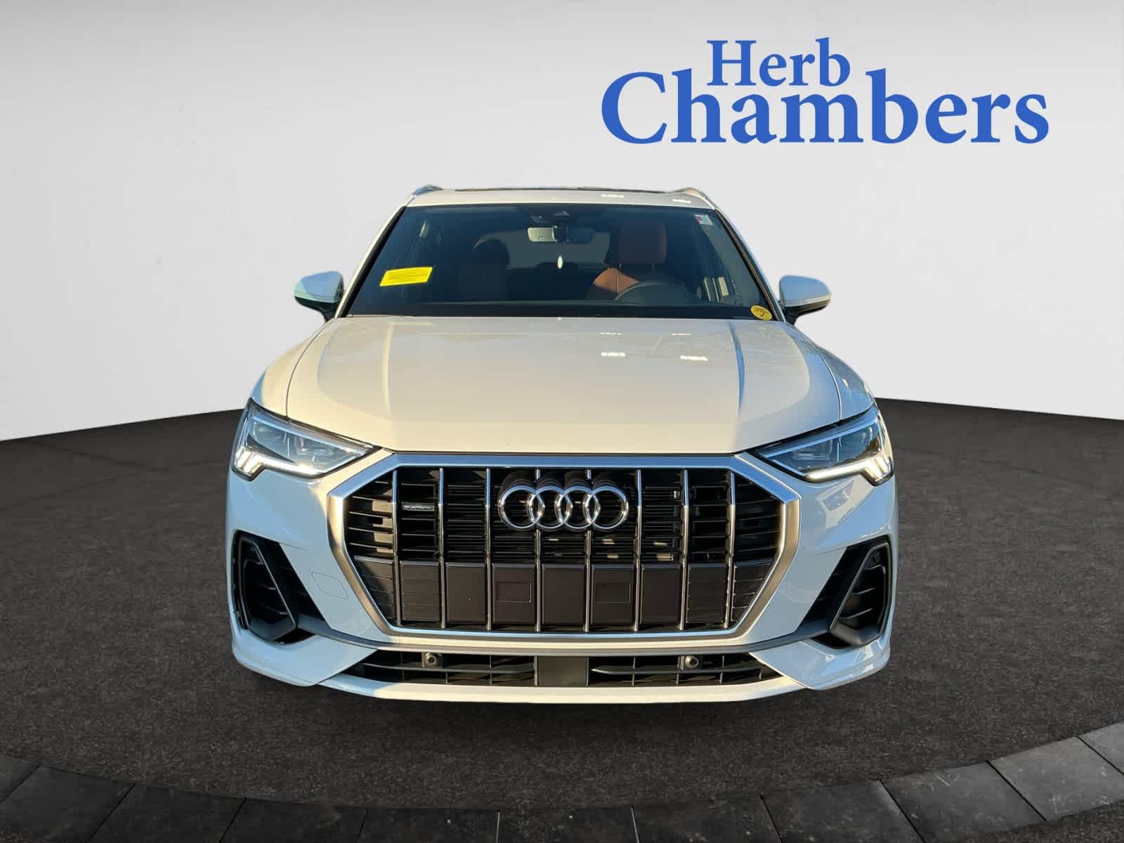 2024 Audi Q3 S line Premium photo 2