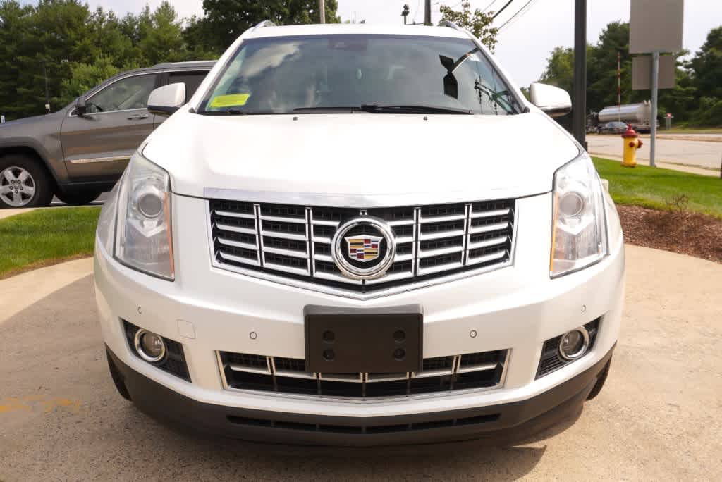 Used 2015 Cadillac SRX Premium Collection with VIN 3GYFNGE34FS586298 for sale in Brookline, MA