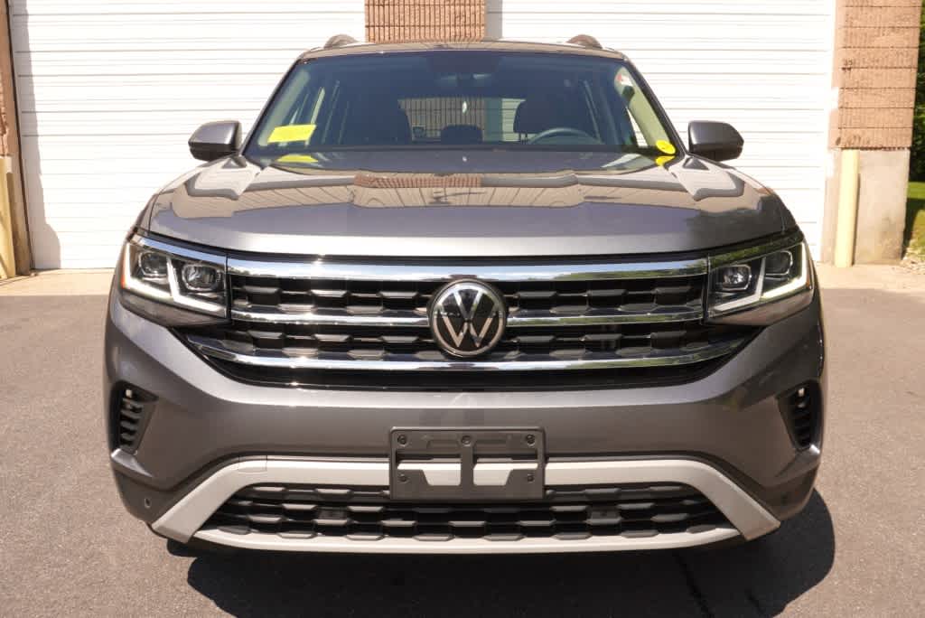 Used 2022 Volkswagen Atlas SE w/Tech with VIN 1V2KR2CA6NC507150 for sale in Brookline, MA