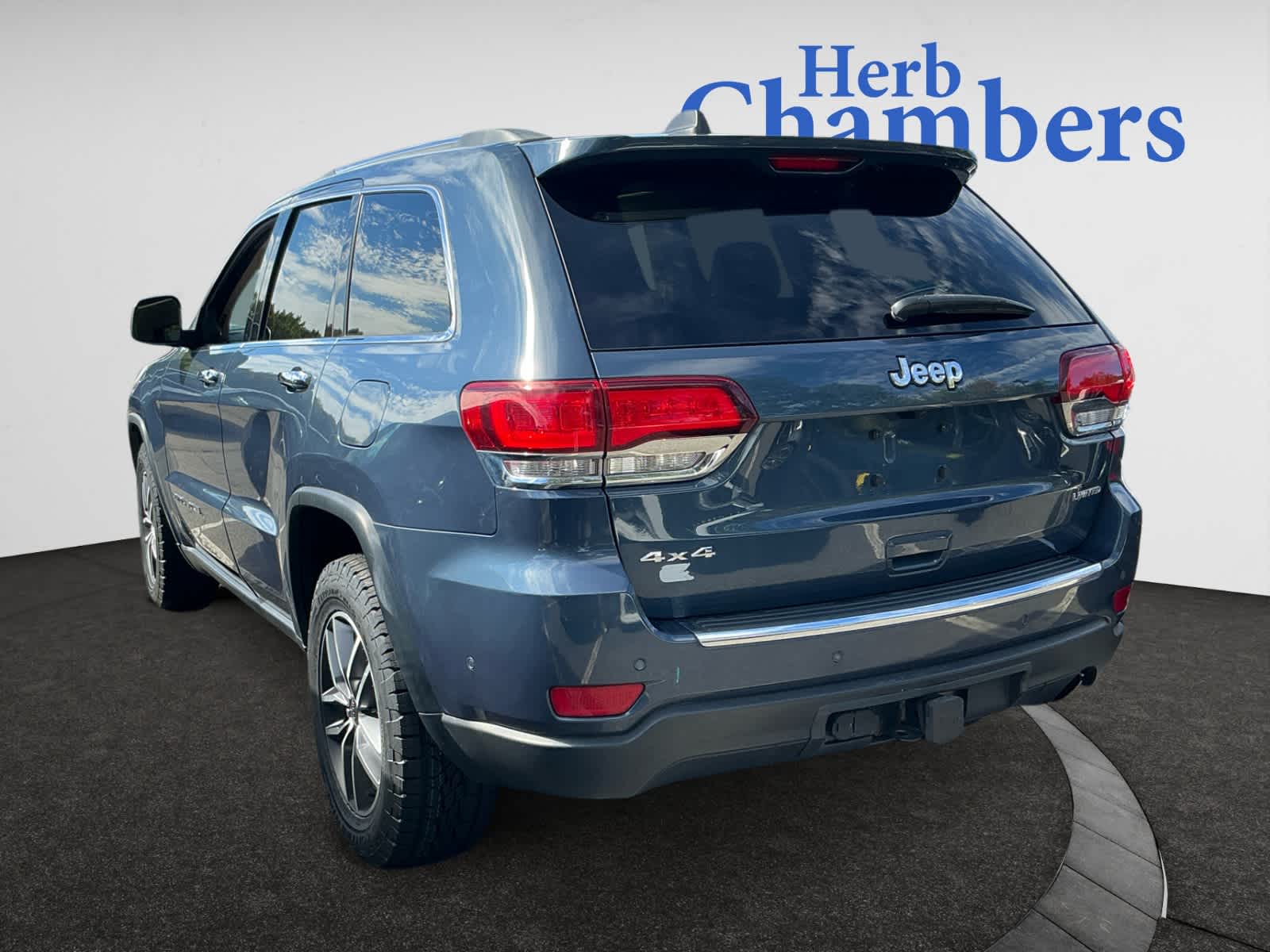 2020 Jeep Grand Cherokee Limited photo 3