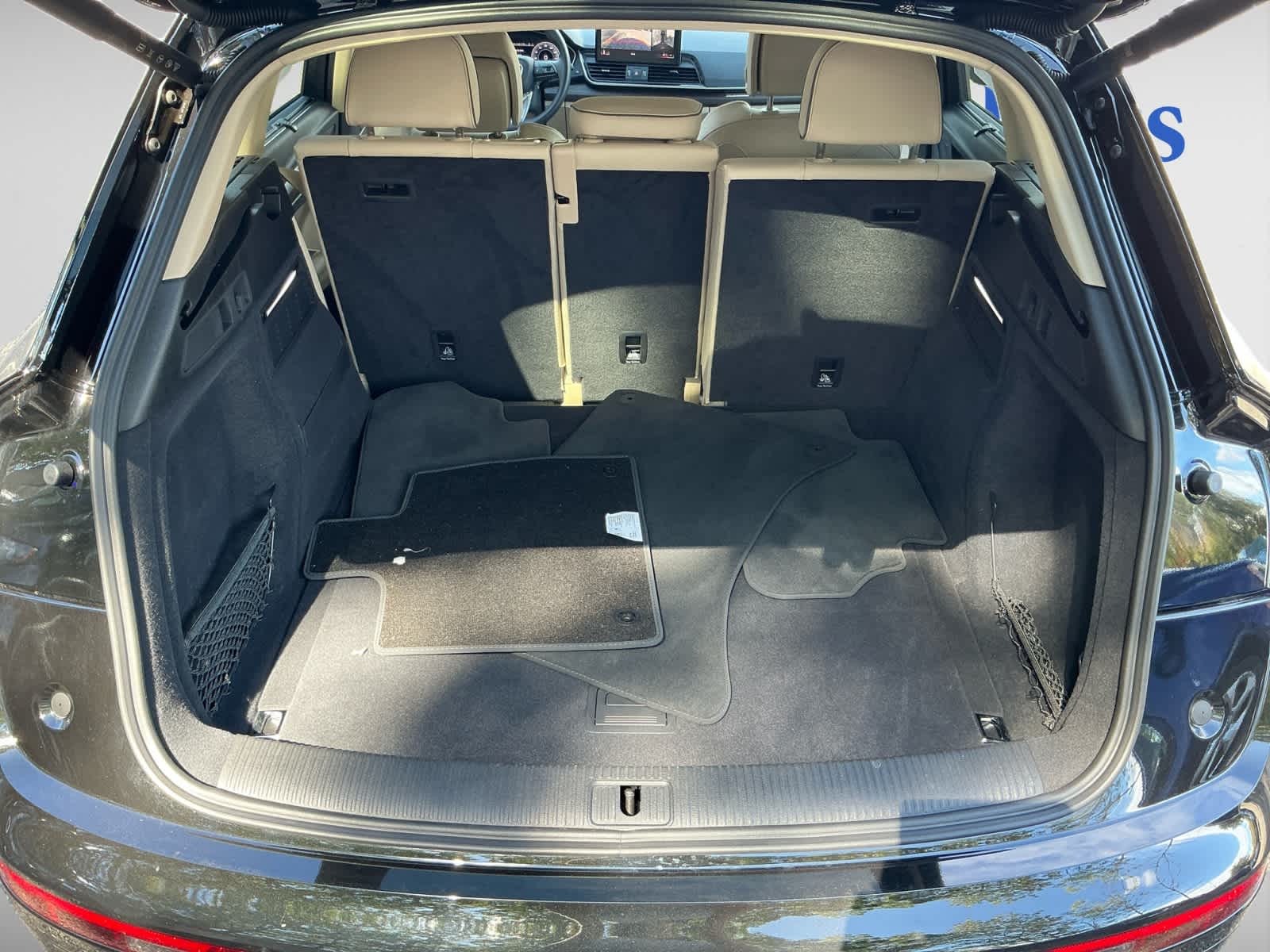 2025 Audi Q5 S line Premium Plus photo 4