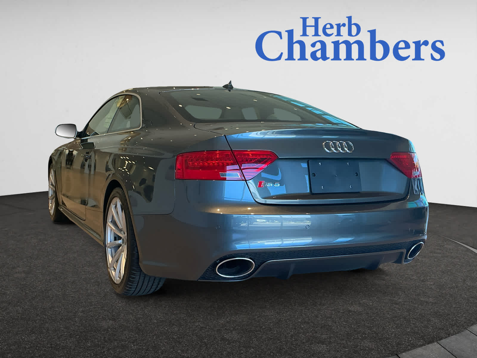 2014 Audi RS 5 photo 2