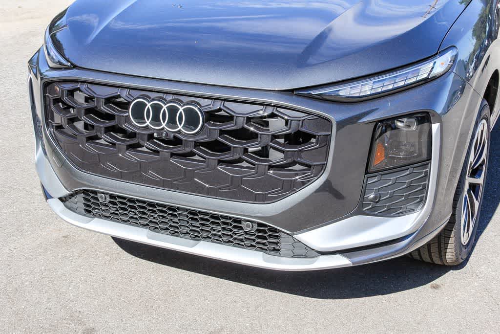 Thumbnail: 2026 Audi Q3 - 8