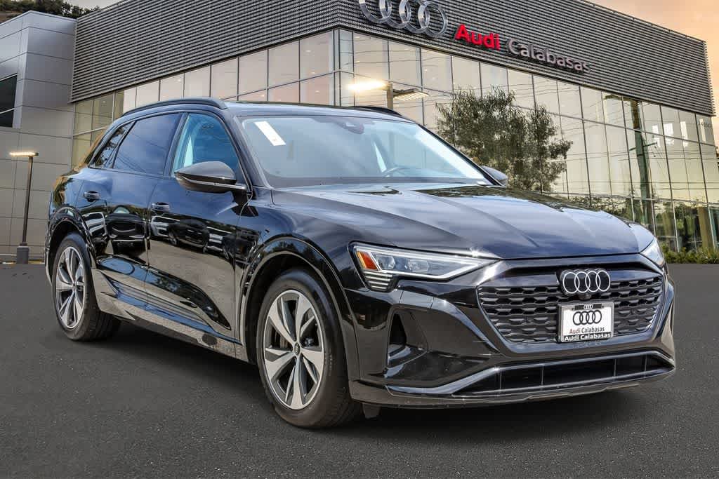 Thumbnail: 2024 Audi Q8 e-tron - 5