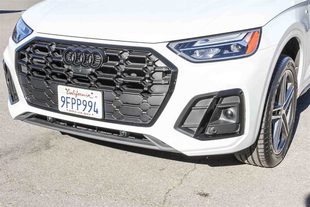 Thumbnail: 2023 Audi Q5 - 8