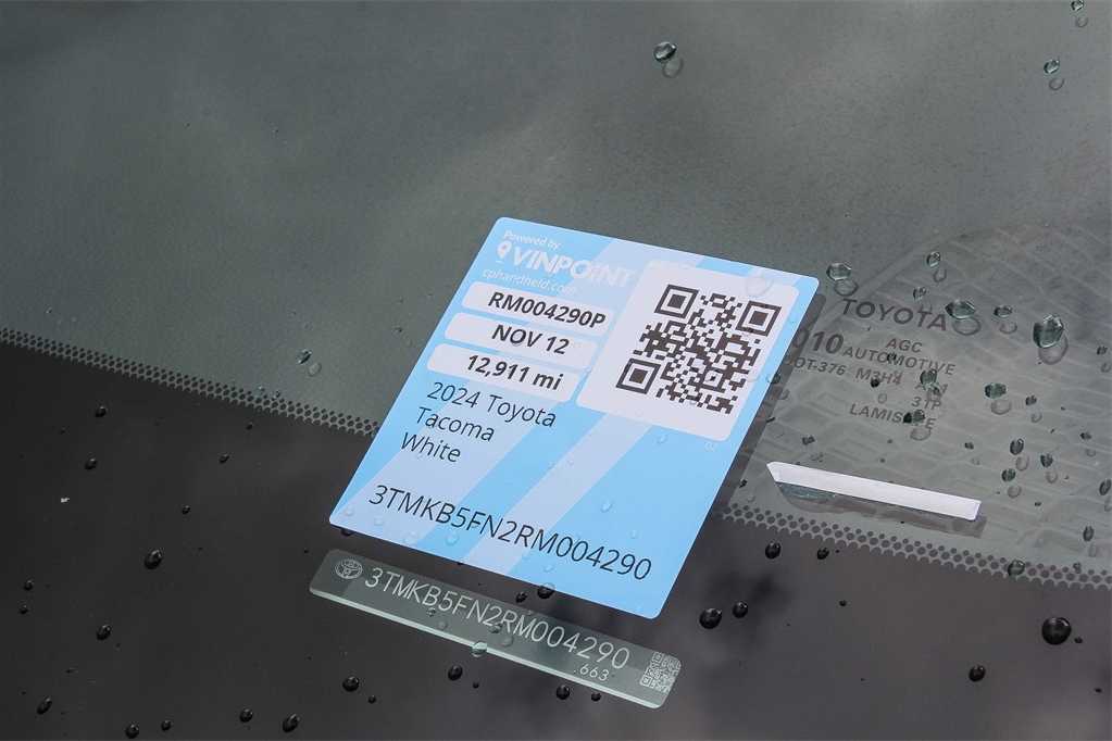 Thumbnail: 2024 Toyota Tacoma - 28