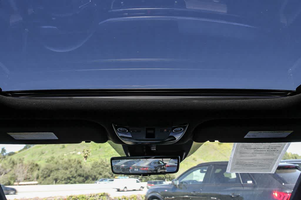 Thumbnail: 2025 Kia Sorento - 12