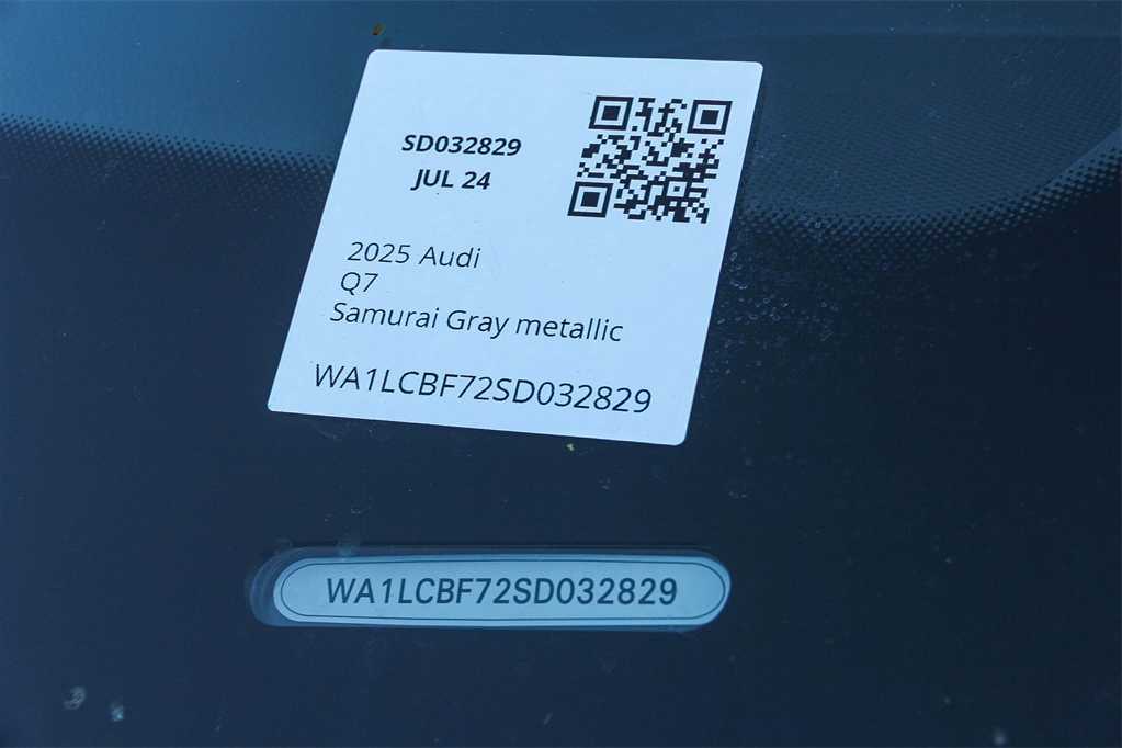 Thumbnail: 2025 Audi Q7 - 28