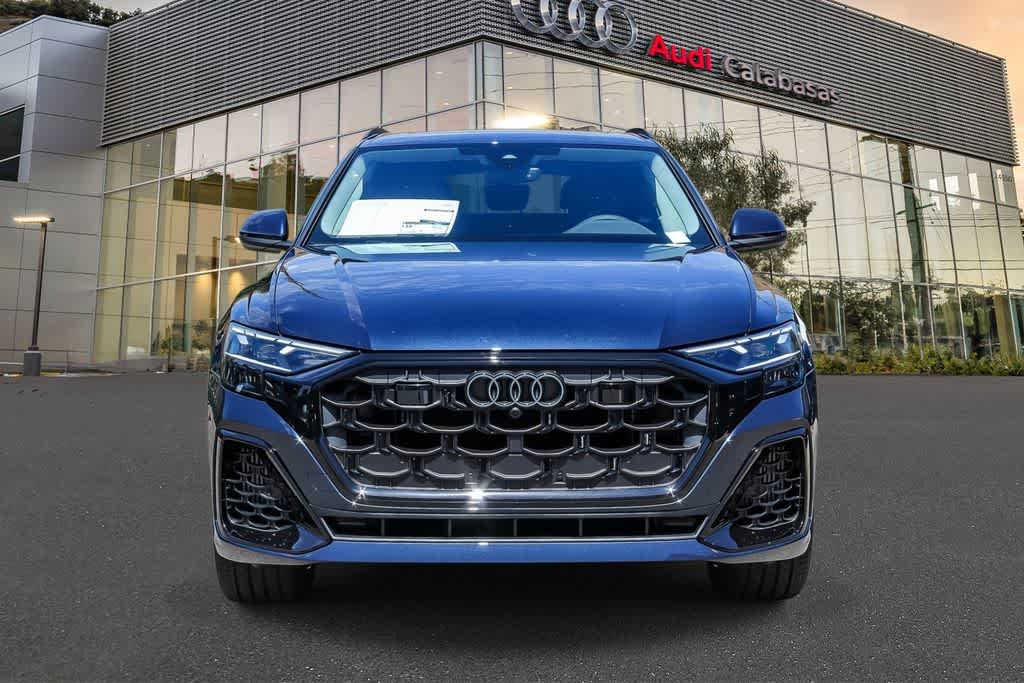 Thumbnail: 2026 Audi Q8 - 6
