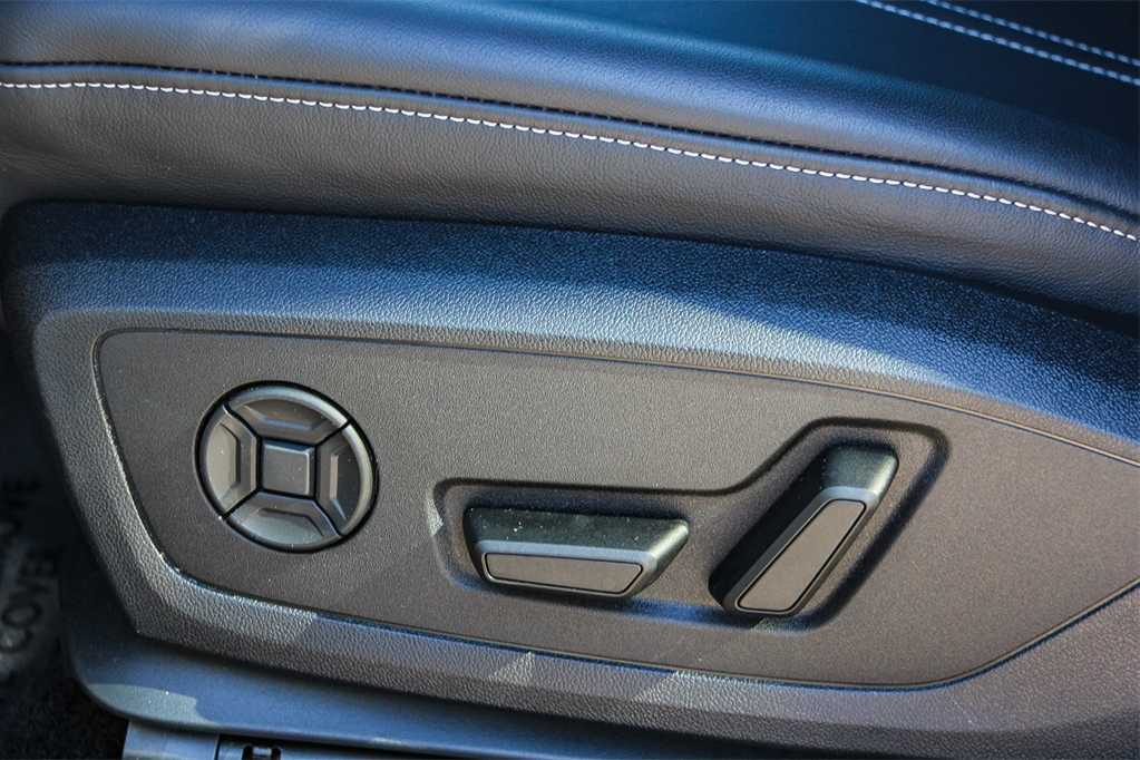 Thumbnail: 2025 Audi Q4 e-tron - 21