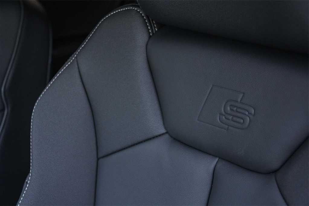 Thumbnail: 2025 Audi Q3 - 25