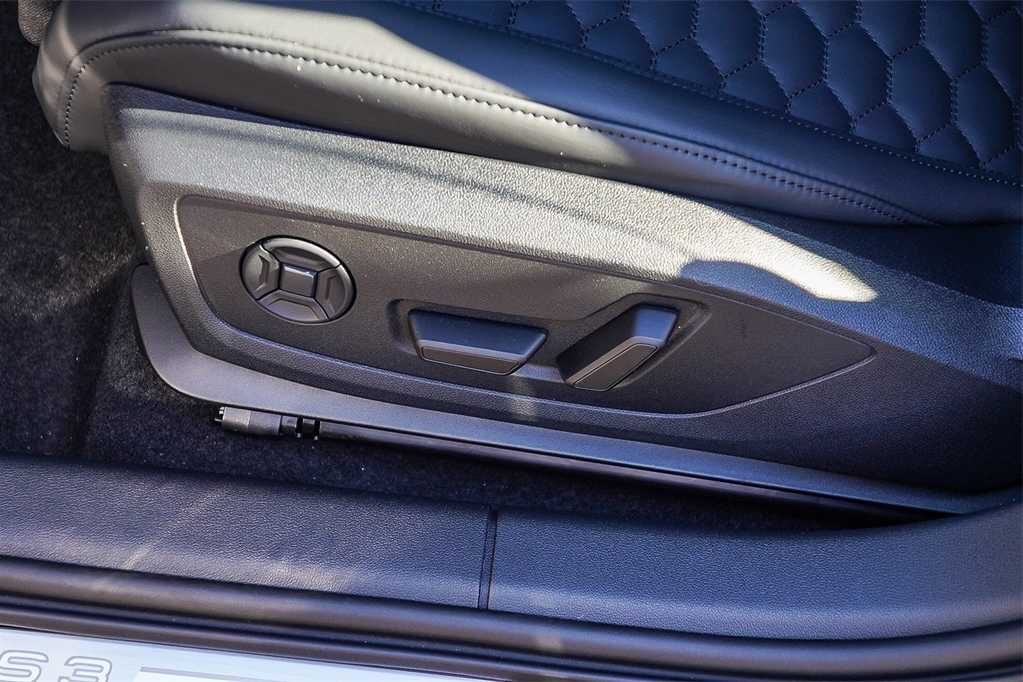 Thumbnail: 2026 Audi RS 3 - 24