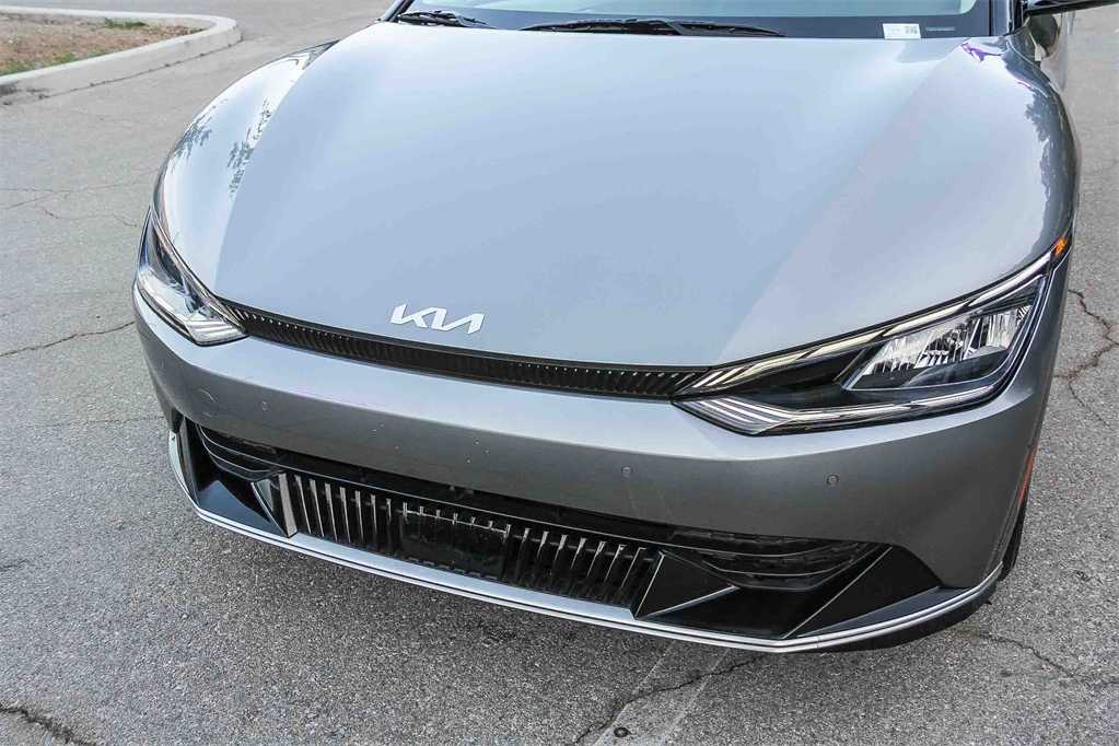 Thumbnail: 2024 Kia EV6 - 8