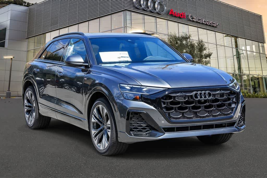 Thumbnail: 2026 Audi Q8 - 5