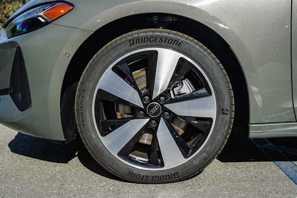 Thumbnail: 2025 Audi A5 - 9