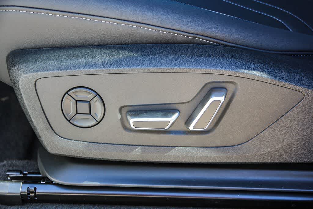 Thumbnail: 2026 Audi Q3 - 21