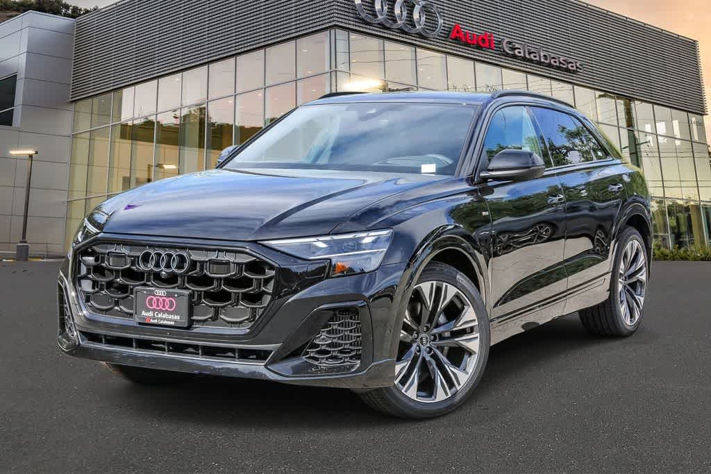Thumbnail: 2026 Audi Q8 - 1