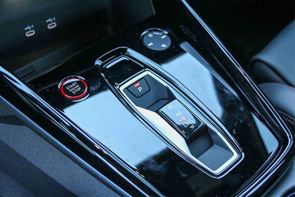 Thumbnail: 2026 Audi RS 3 - 20