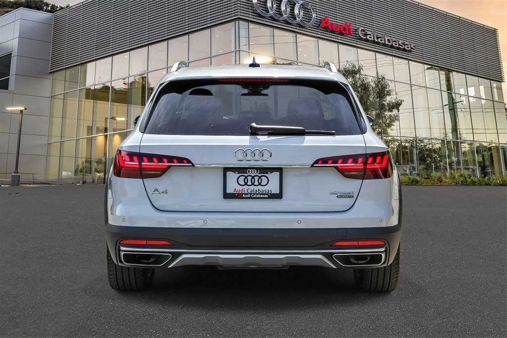 Thumbnail: 2023 Audi A4 - 3