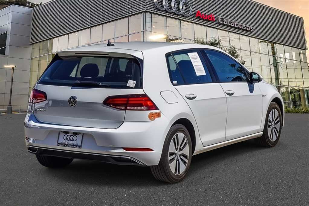 Thumbnail: 2019 Volkswagen e-Golf - 4