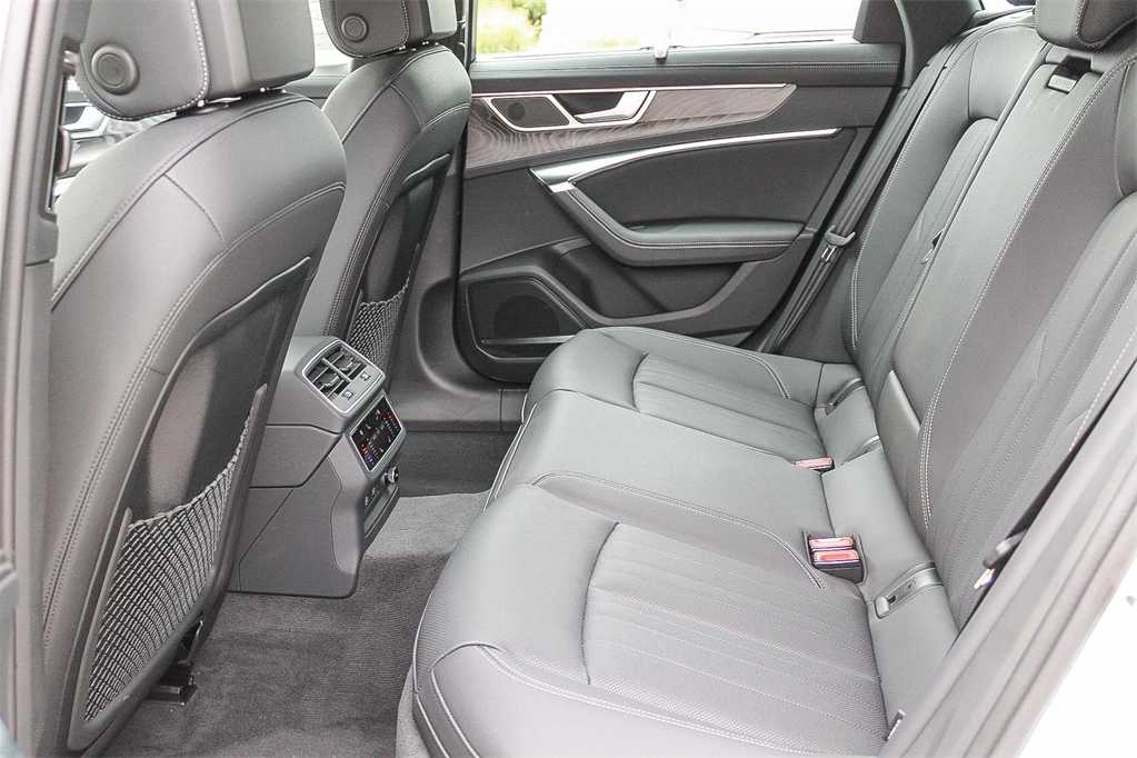 Thumbnail: 2025 Audi A6 - 21