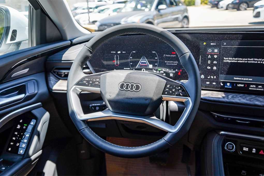 Thumbnail: 2025 Audi Q5 - 15