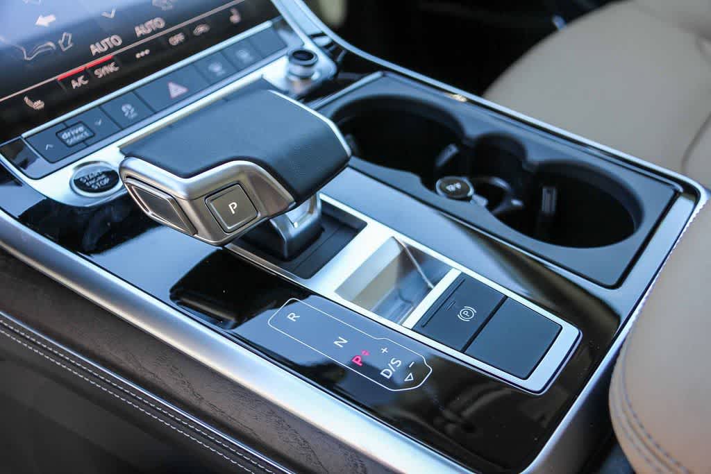 Thumbnail: 2026 Audi Q7 - 20