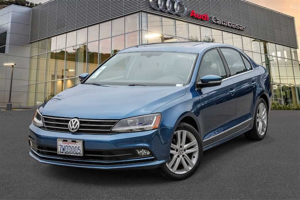 2017 Volkswagen Jetta SEL -
                  Calabasas, CA