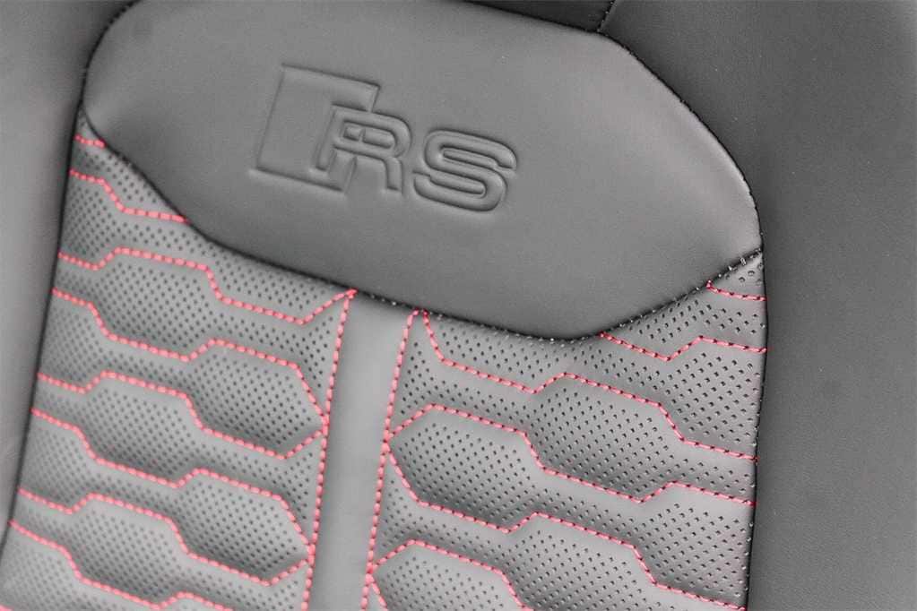 Thumbnail: 2022 Audi RS Q8 - 28