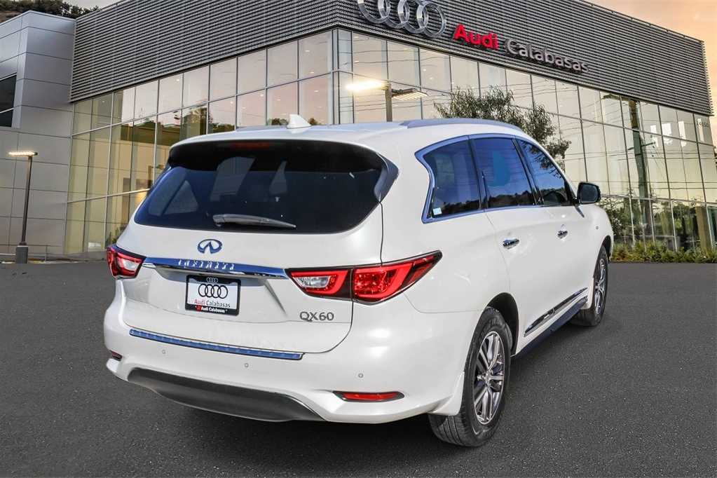 Thumbnail: 2017 INFINITI QX60 - 3