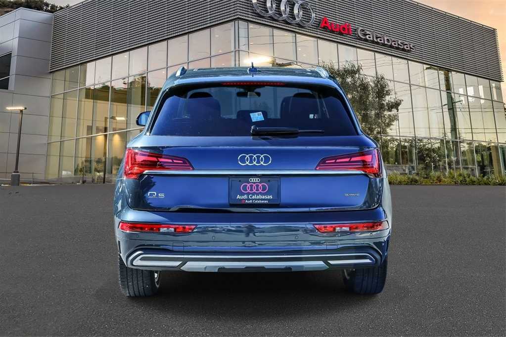 Thumbnail: 2023 Audi Q5 - 3