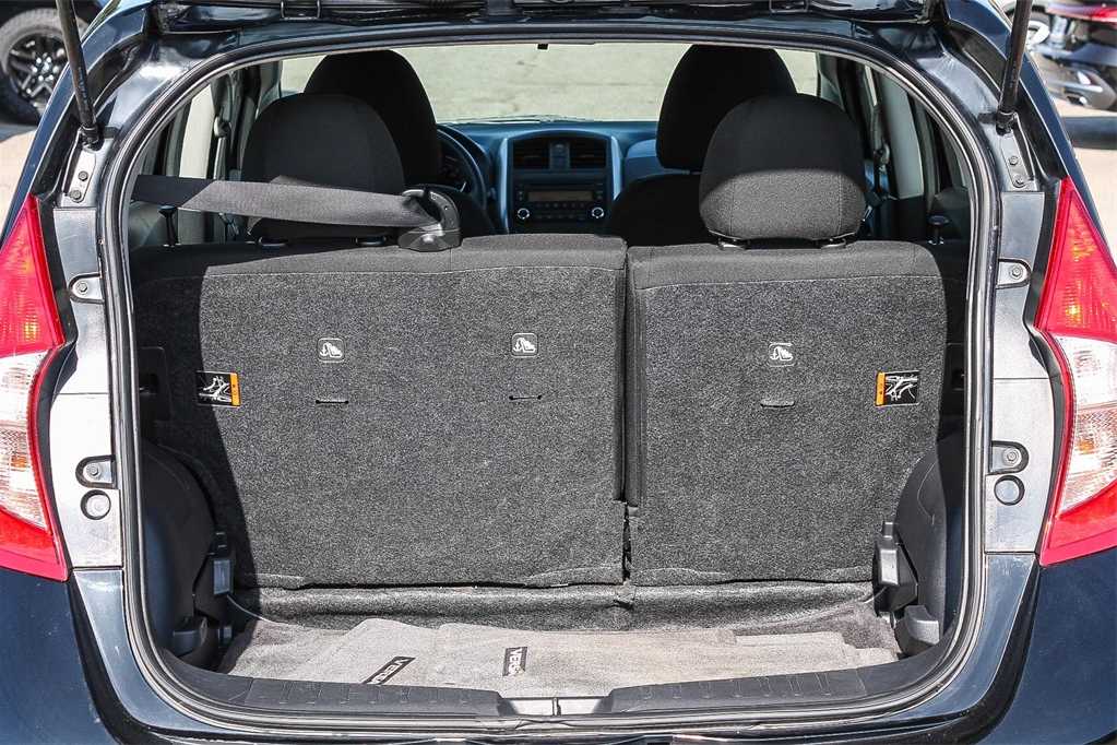 Thumbnail: 2015 Nissan Versa Note - 27