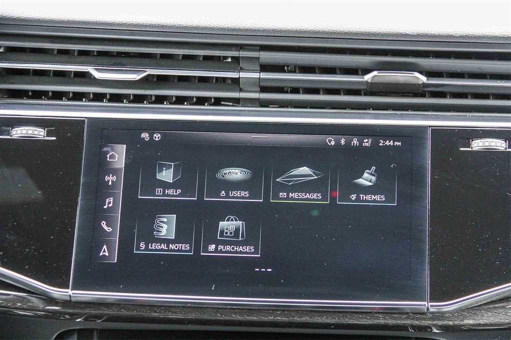 Thumbnail: 2023 Audi Q7 - 15