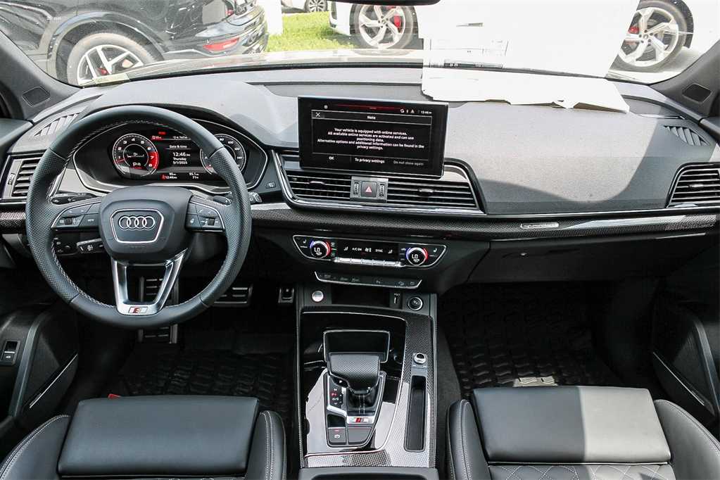 Thumbnail: 2024 Audi SQ5 - 12