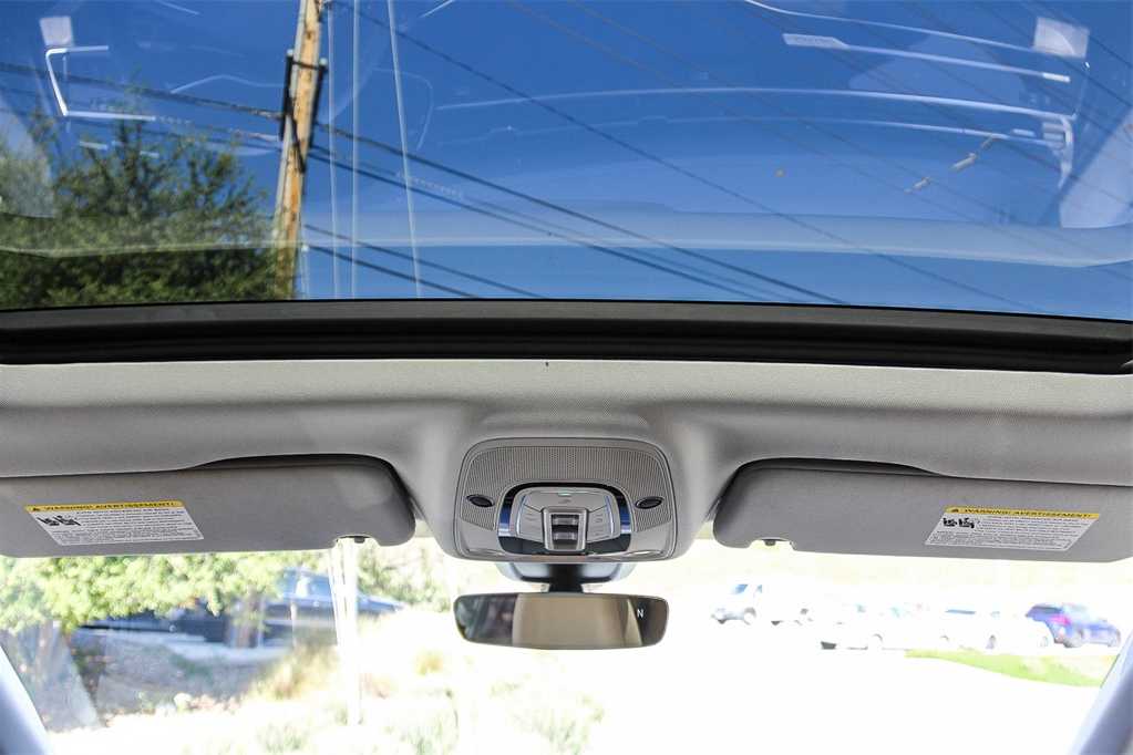 Thumbnail: 2025 Audi Q7 - 12