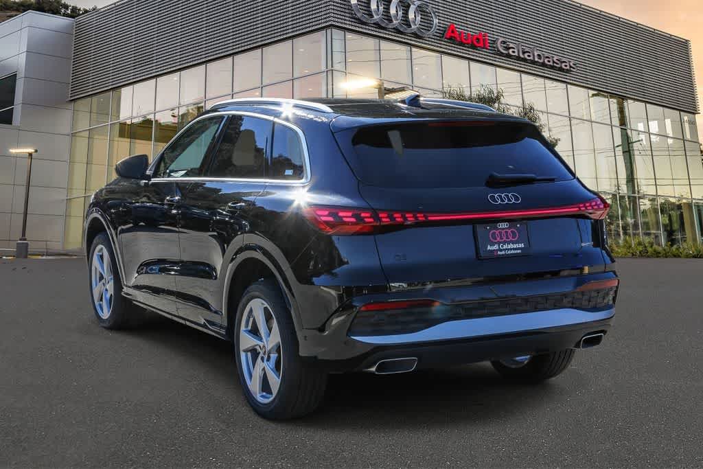 Thumbnail: 2025 Audi Q5 - 2