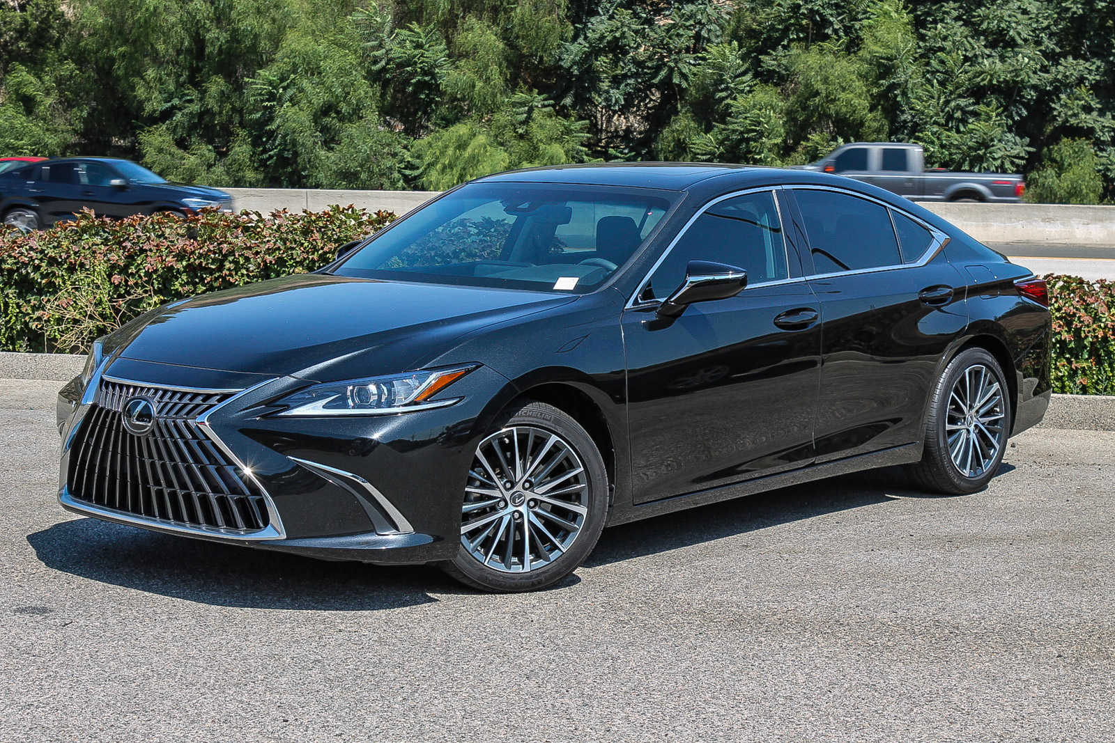 2022 Lexus ES 350 -
                Calabasas, CA